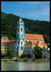 AK    Dürnstein / Wachau - Ehemalige Stiftskirche mit Kreuzgang